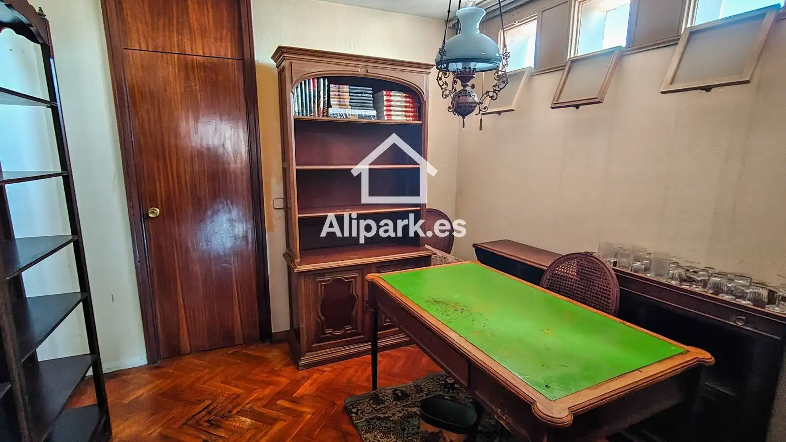 Piso en venta en Alicante / Alacant con Aire acondicionado, Terraza y Balcón