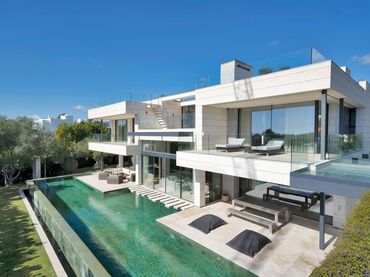 Villa mit Balkon zum Verkauf in 31 Conde de Andrade