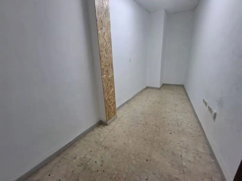Commercial properties for rent in La Roda  with Air Conditioner