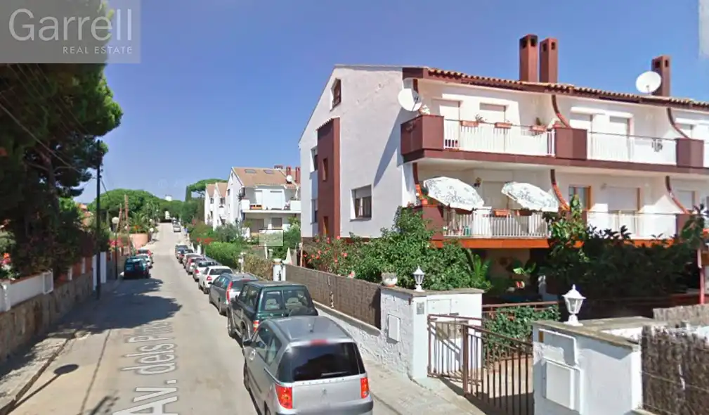 Vista exterior de Casa o xalet en venda en Arenys de Mar amb Piscina