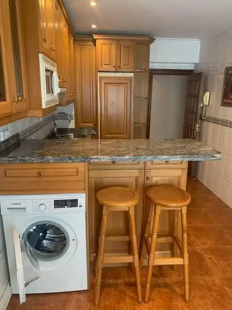 Küche von Wohnung zur Miete in Bilbao  mit Heizung, Möbliert und Balkon