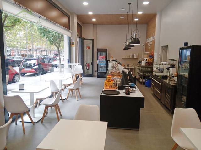 Local comercial en Alquiler en N/A en La Girada