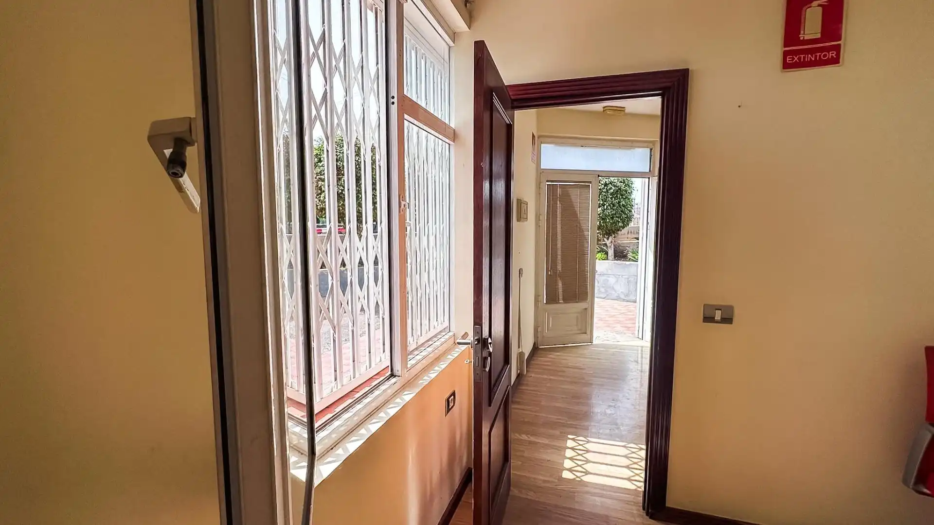 Business premises to rent in Calle BENEHARO, imagen 7