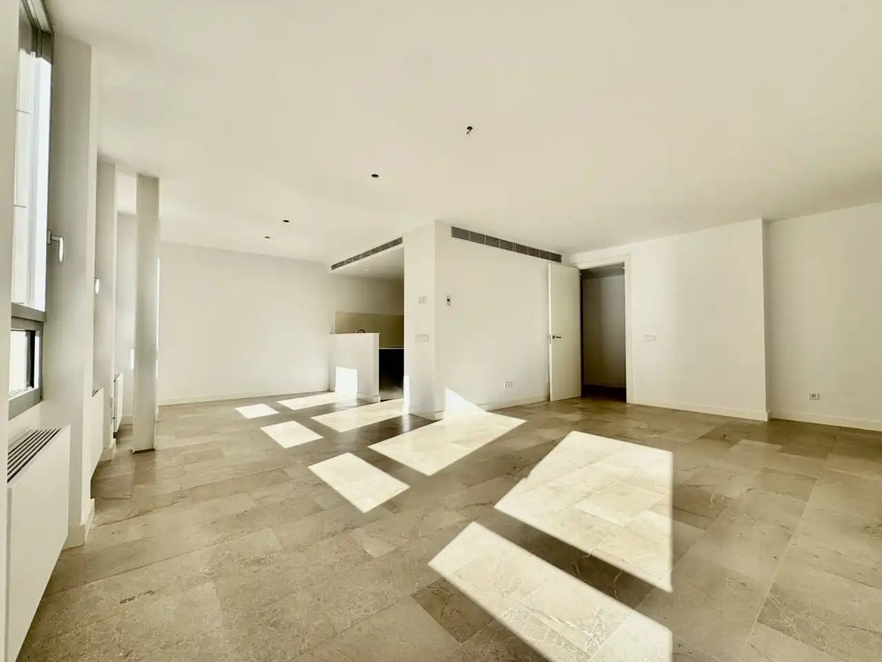 Flat for rent in  Palma de Mallorca  with Air Conditioner, Heating and Terrace