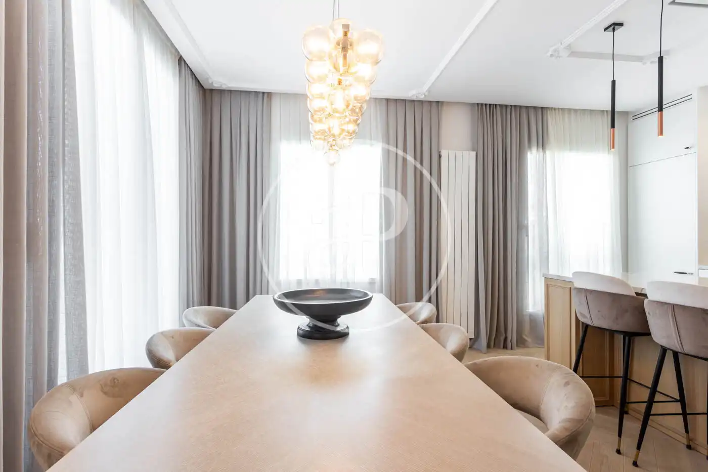 Comedor de Piso de alquiler en Barcelona con Aire acondicionado, Calefacción y Terraza