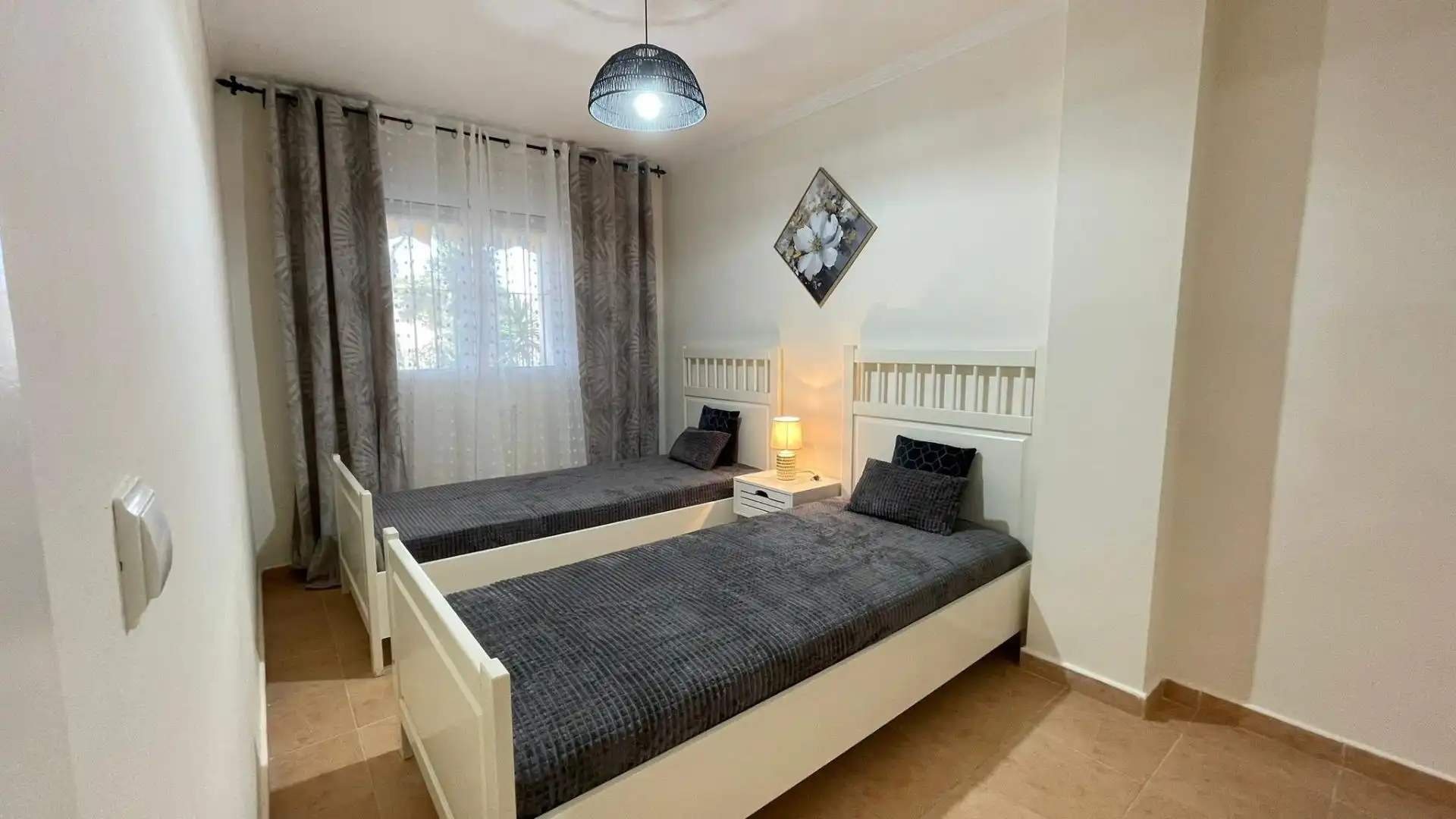 Schlafzimmer von Erdgeschoss zum Verkauf in San Pedro del Pinatar mit Privatgarten, Terrasse und Balkon