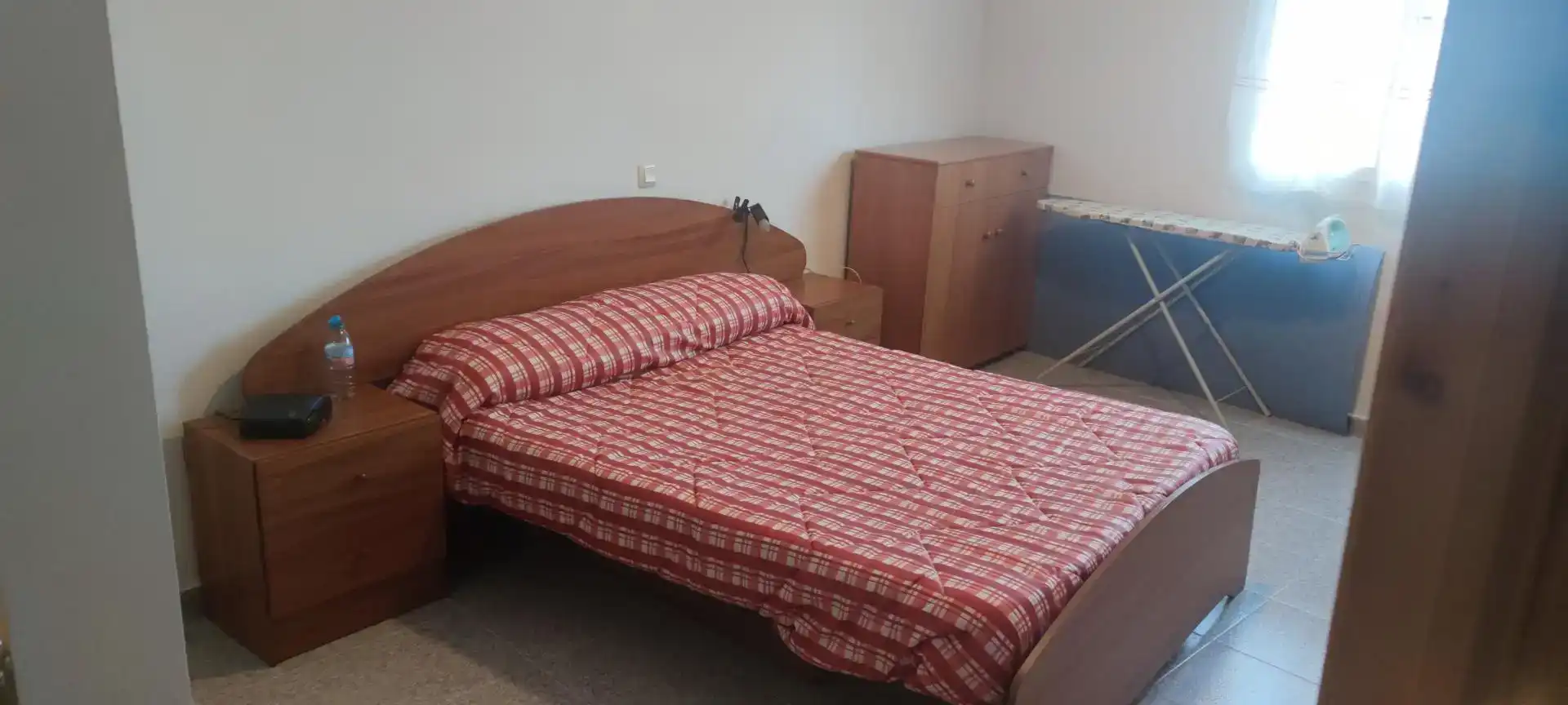 Dormitori de Pis en venda en Santa Cruz del Valle amb Moblat, Forn i Rentadora