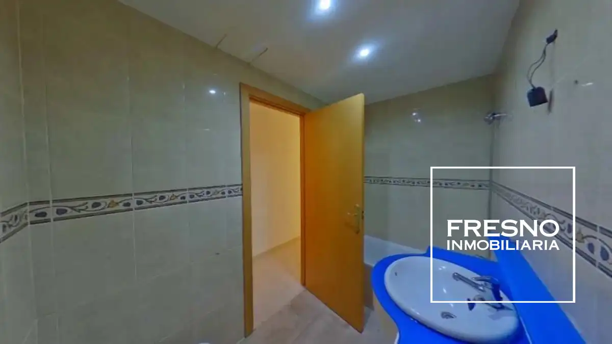 Bathroom of Flat for sale in Cambrils