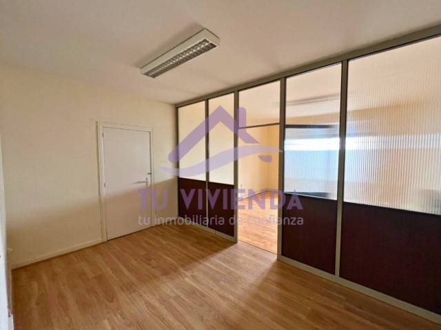 Oficina en Alquiler en Menéndez Pelayo en Centro