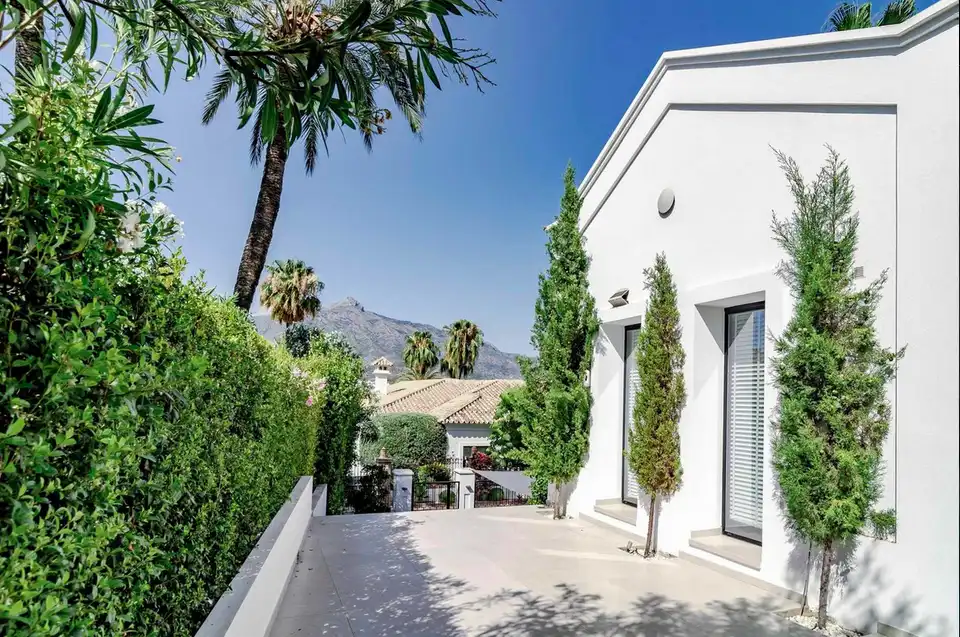 House with pool to rent in Nueva Andalucía, imagen 30