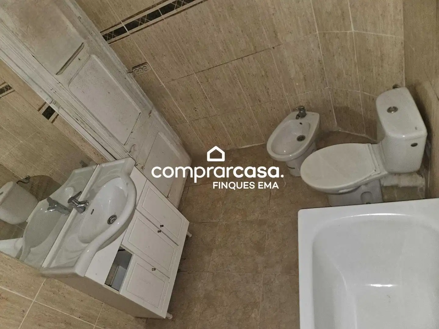 Baño de Piso en venta en Barcelona con Balcón