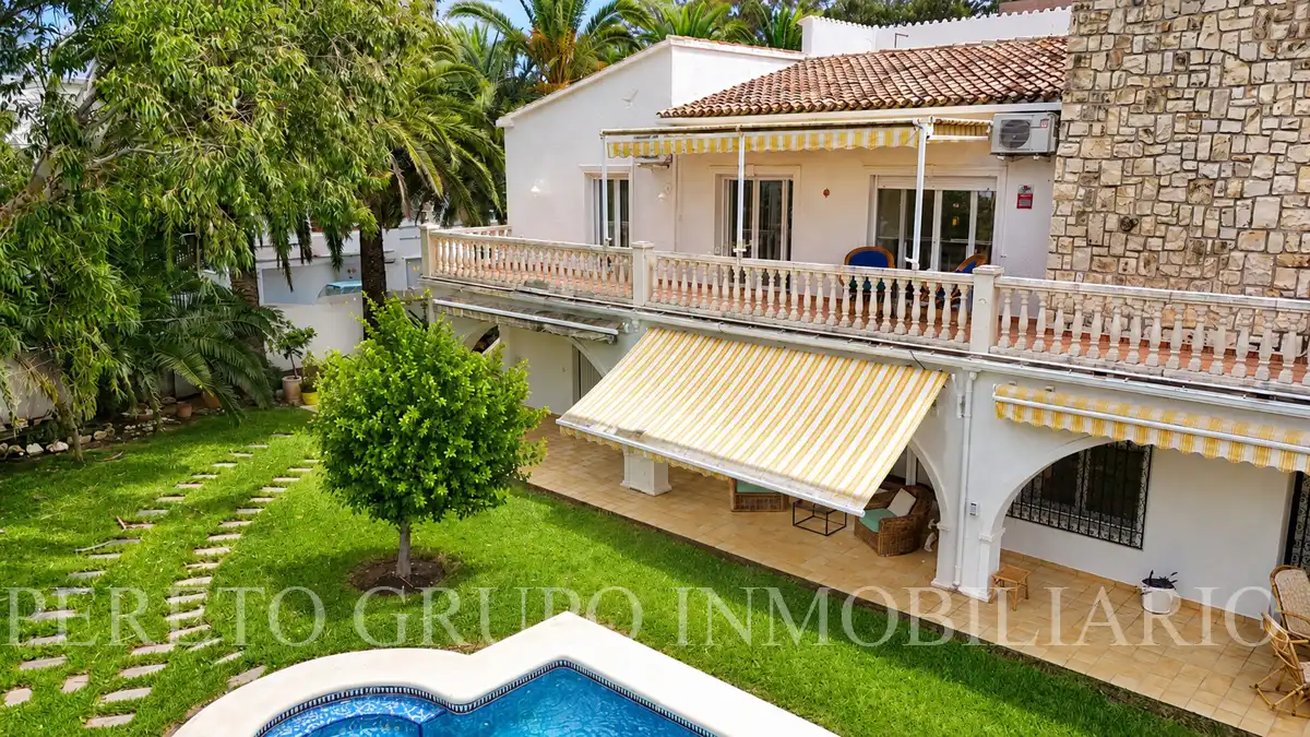 Detached house with pool for sale in Las Marinas / Les Marines, imagen 25
