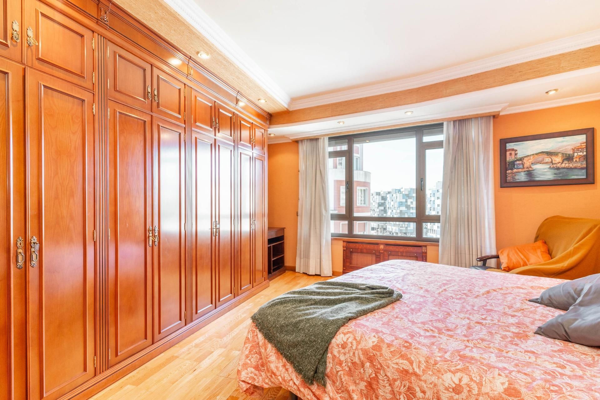 Bedroom of Flat for sale in Oviedo   with Heating, Terrace and Balcony