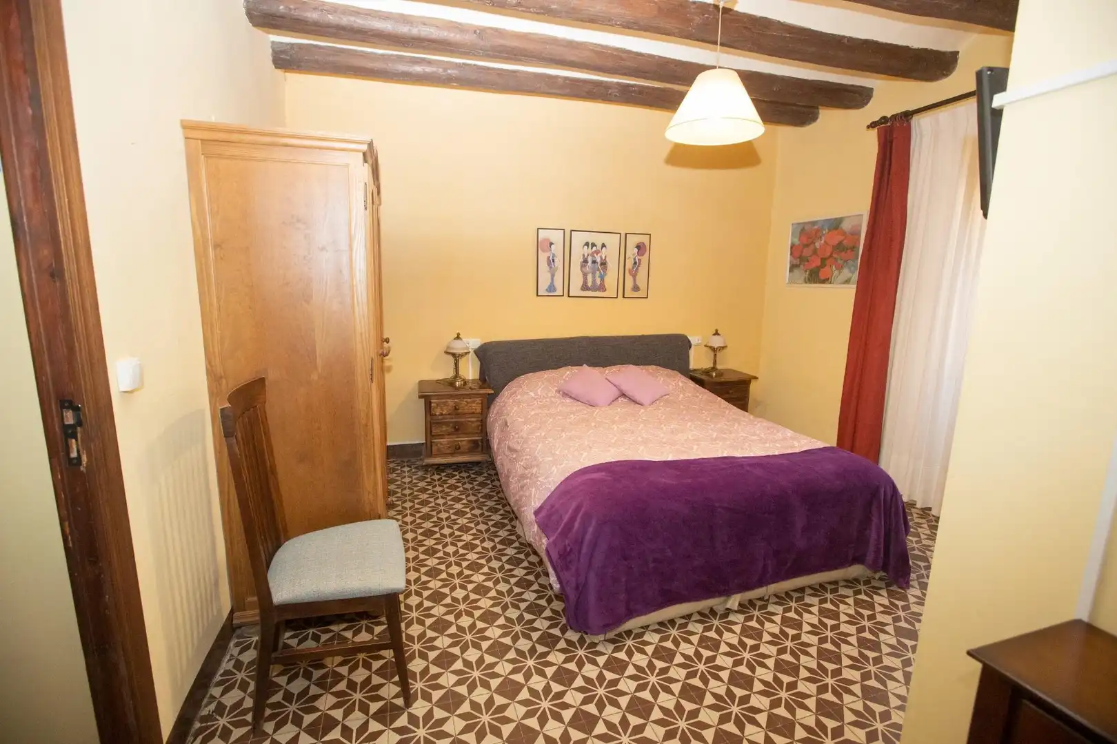 Schlafzimmer von Gebäude zum Verkauf in Siétamo