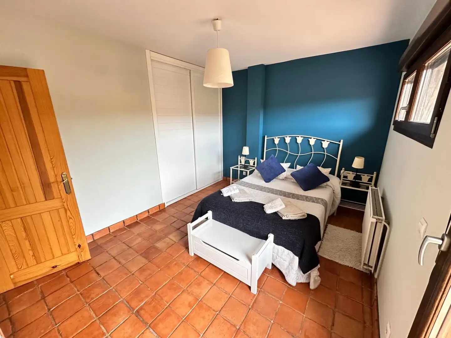 Habitación de Casa o chalet en venta en Villalba de la Sierra con Aire acondicionado, Calefacción y Terraza