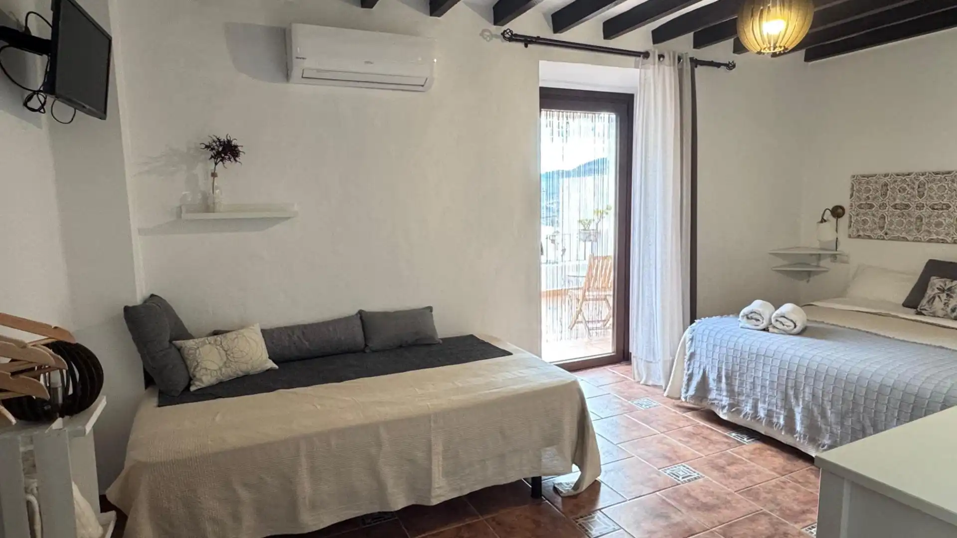 Bedroom of Houses for sale in Iznájar  with Air Conditioner, Heating and Terrace