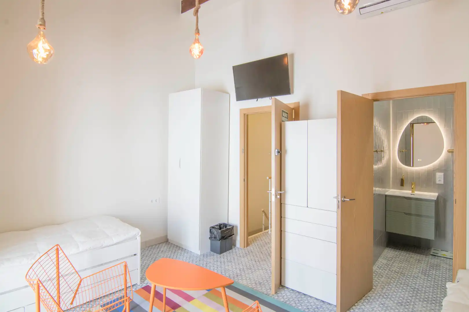 Schlafzimmer von Einfamilien-Reihenhaus zum Verkauf in Calpe / Calp mit Klimaanlage, Terrasse und Abstellraum