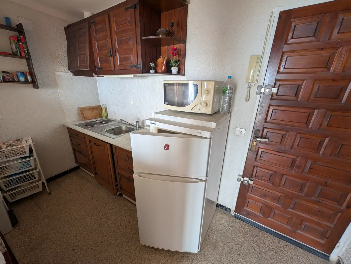 Cuina de Apartament en venda en Empuriabrava amb Aire condicionat, Moblat i Forn