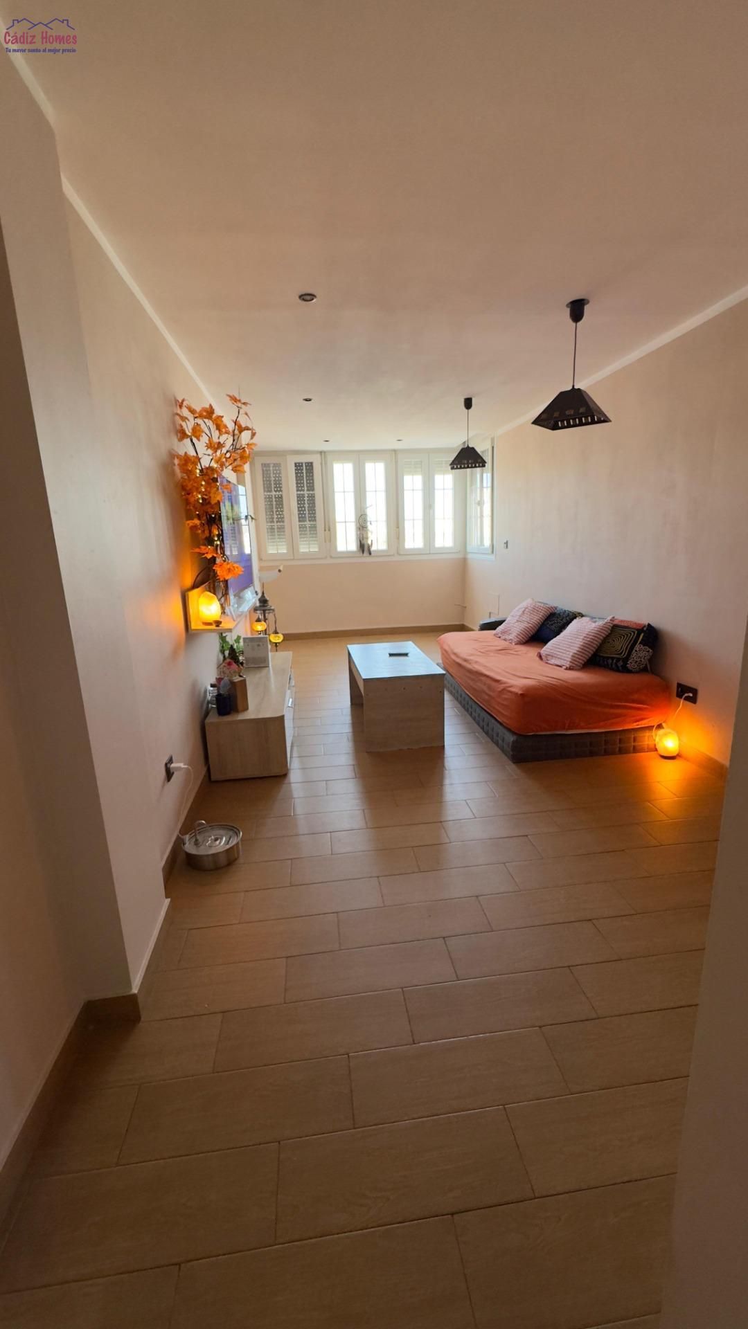 Sala de estar de Piso en venta en  Cádiz Capital con Aire acondicionado