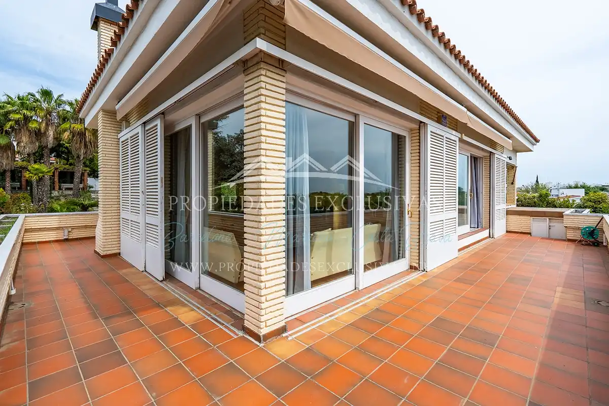 Terrasse von Haus oder Chalet zum Verkauf in Alella mit Klimaanlage, Heizung und Privatgarten