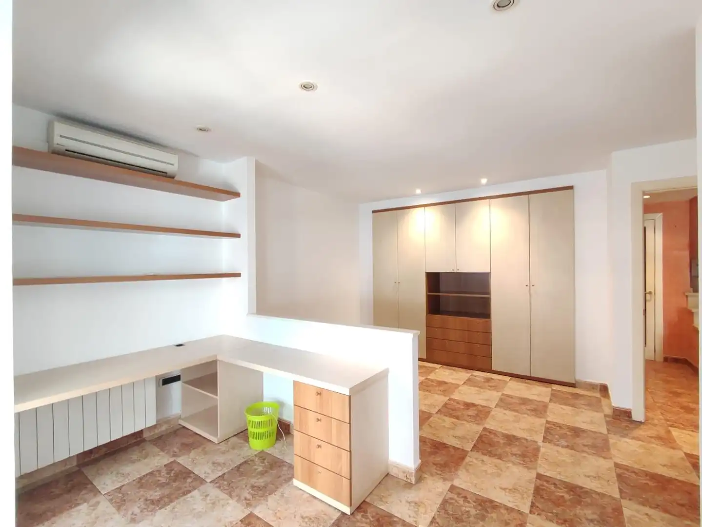 Dúplex de alquiler en Manresa con Calefacción, Terraza y Trastero