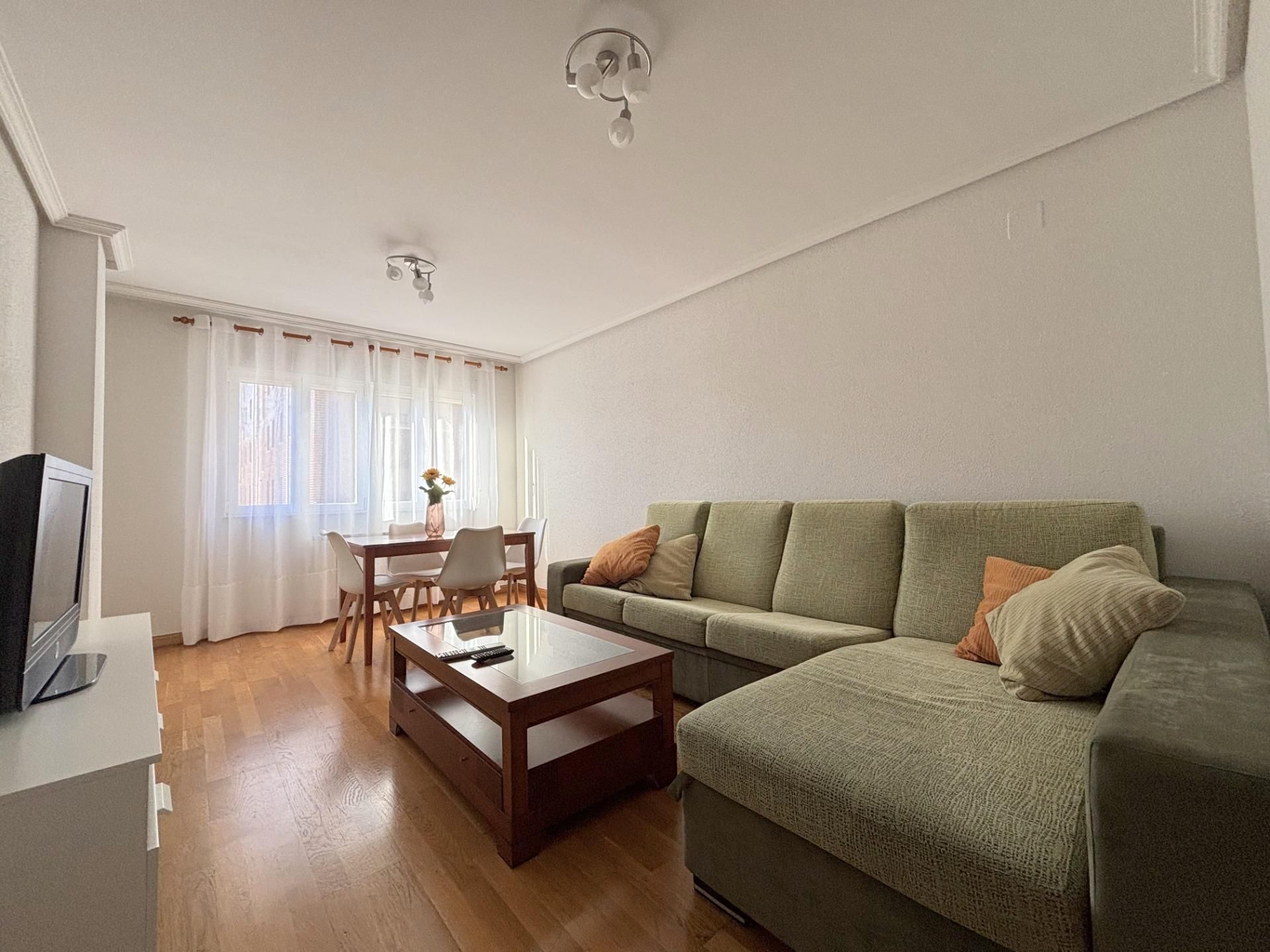 Sala de estar de Piso de alquiler en Ávila Capital con Calefacción y Amueblado