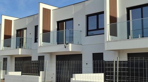 Foto 2 de Casa o xalet en venda a Rafelbuñol / Rafelbunyol, Valencia