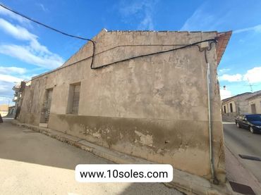 Casa rústica amb jardí en venda a Desamparados - Hurchillo - Torremendo