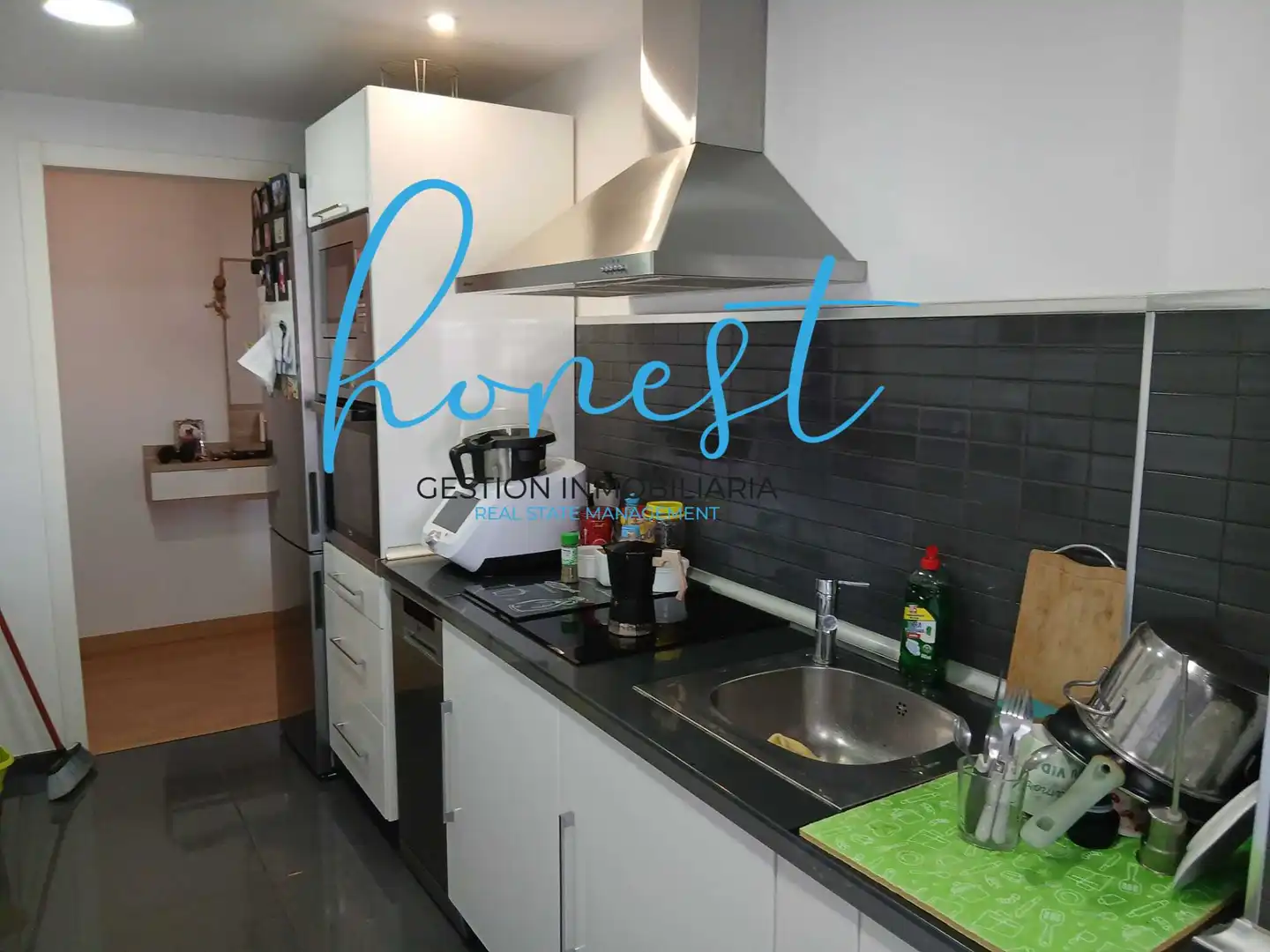 Kitchen of Flat for sale in Torremolinos  with Furnished