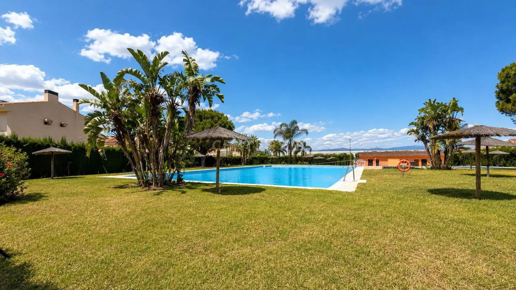 Swimming pool of Detached homes for sale in Málaga  with Air Conditioner, Storage room and Swimming Pool