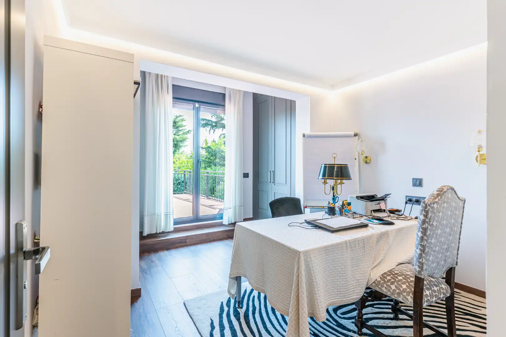 Bedroom of Houses for sale in Majadahonda  with Air Conditioner, Heating and Private garden
