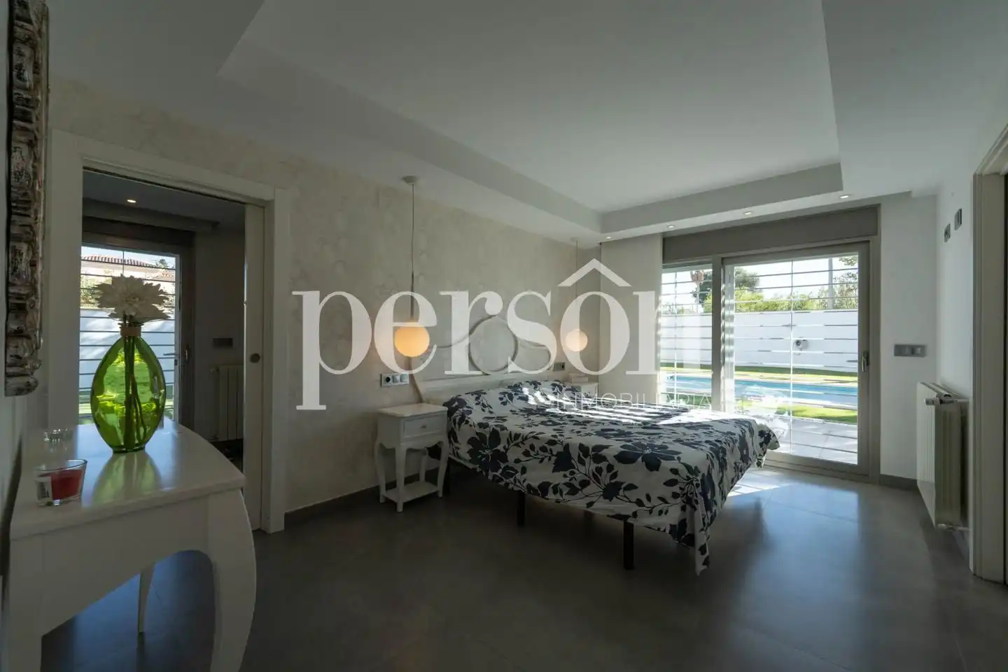 Habitación de Casa o chalet en venta en La Pobla de Vallbona con Aire acondicionado, Calefacción y Jardín privado