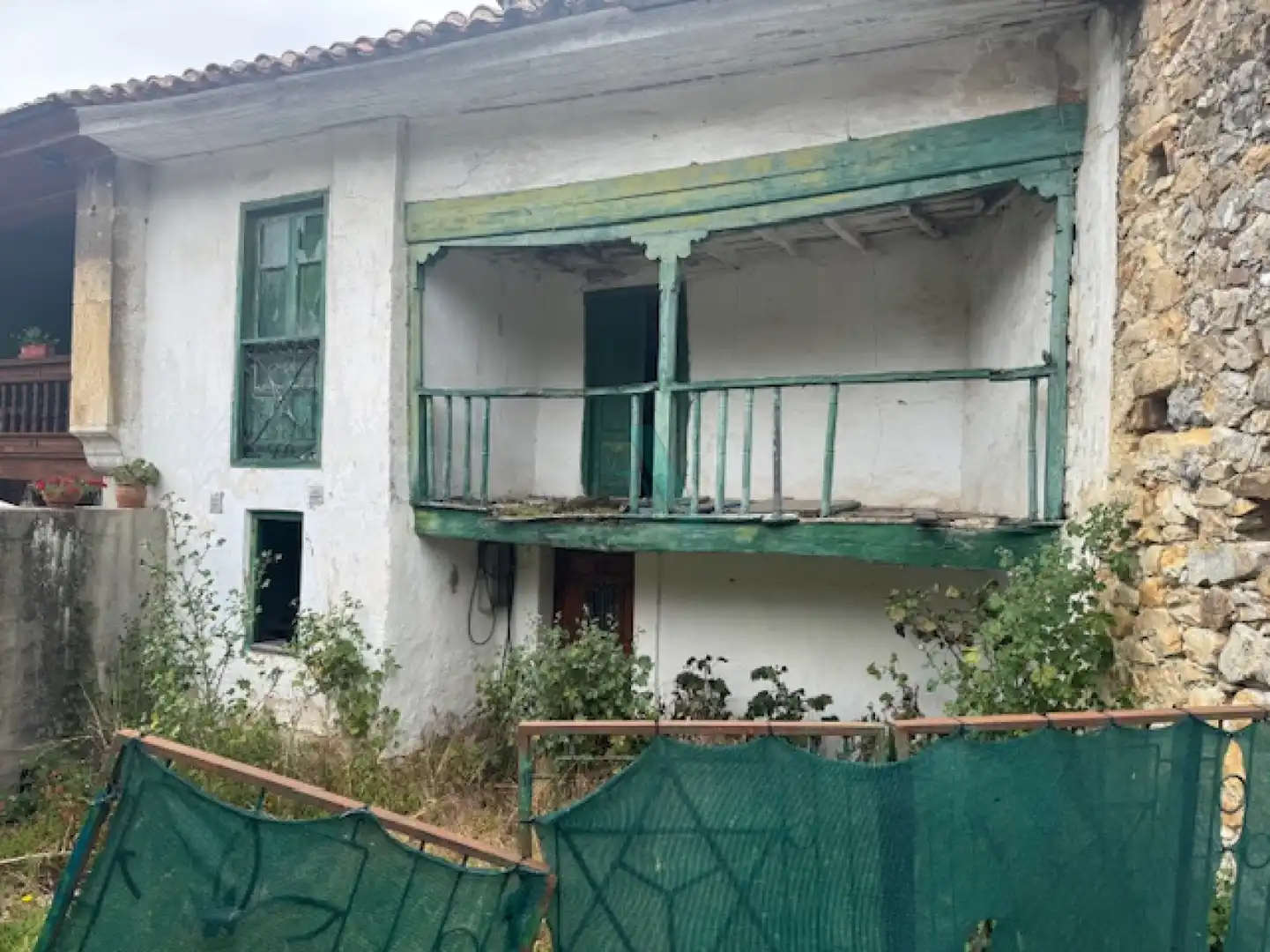 Vista exterior de Casa o xalet en venda en Llanes amb Jardí privat