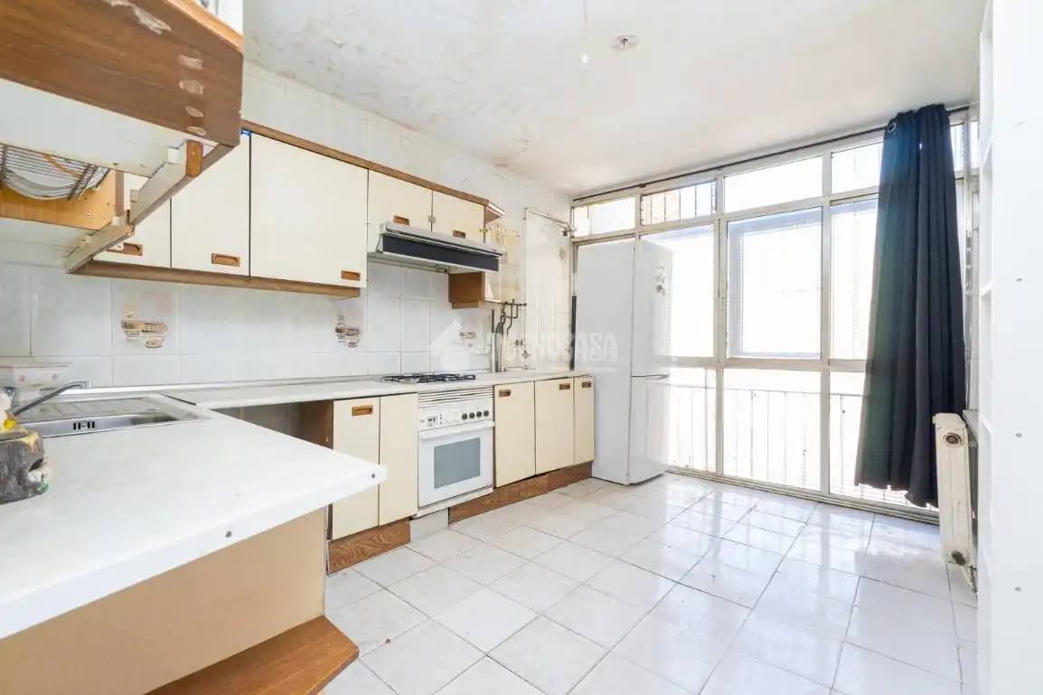 Küche von Wohnung zum Verkauf in Madrid mit Heizung und Terrasse