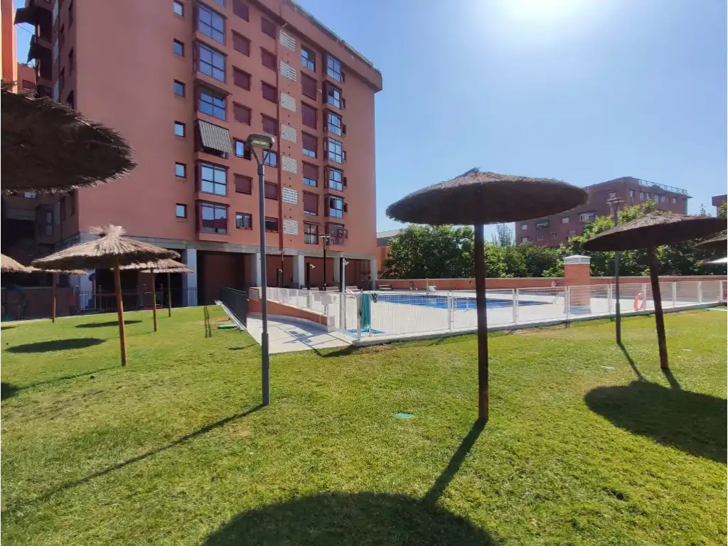 Appartement avec piscine à vendre à Paseo de Juan Antonio Vallejo-Nájera Botas
