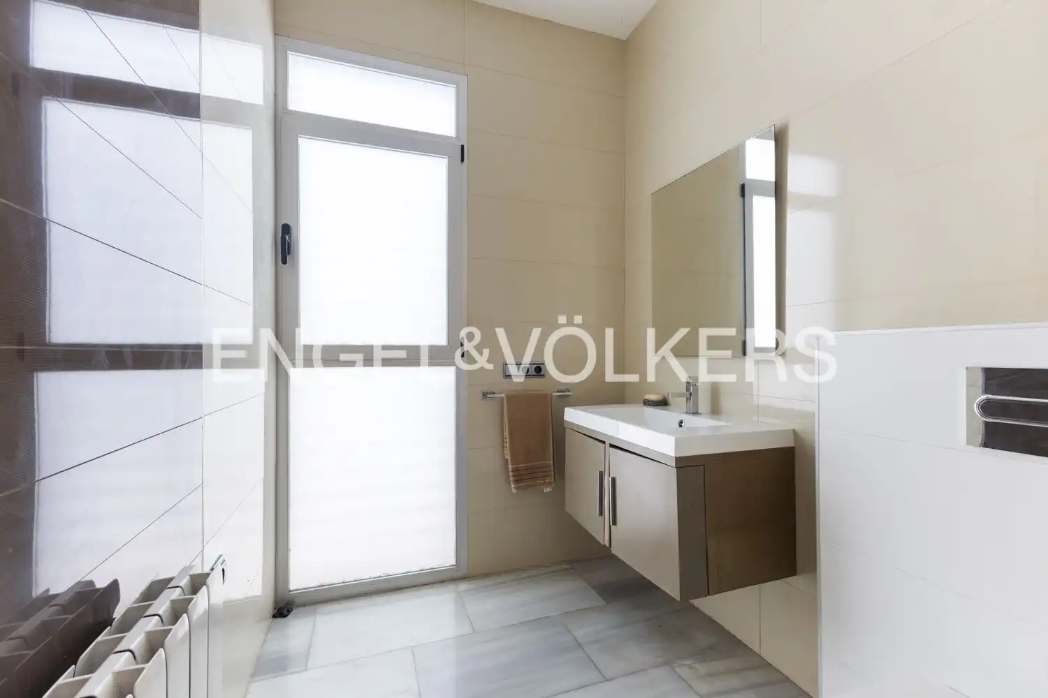 Baño de Casa adosada en venta en Massamagrell con Aire acondicionado, Calefacción y Parquet
