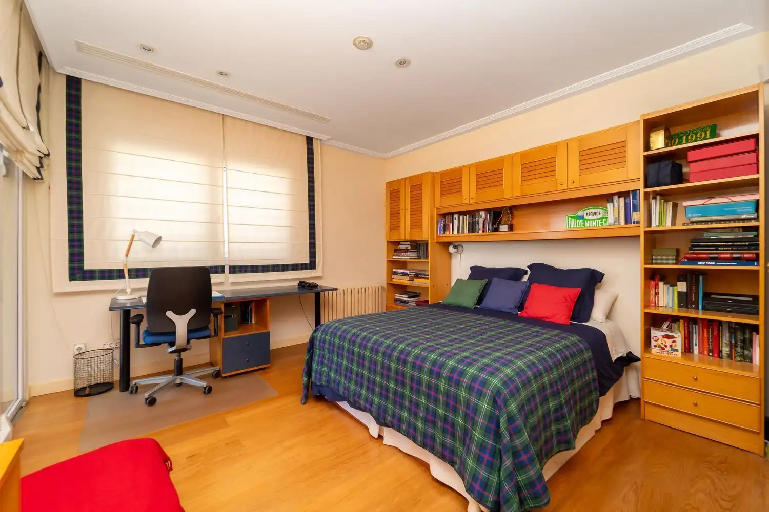 Habitación de Casa o chalet en venta en Alicante / Alacant con Calefacción, Jardín privado y Terraza