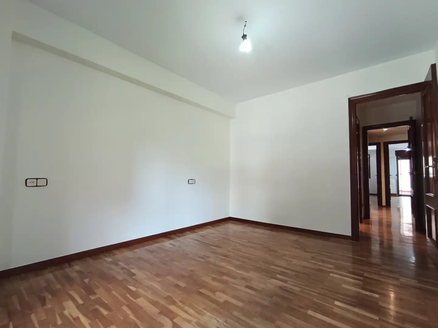 Habitación de Piso de alquiler en Gijón  con Calefacción, Parquet y Terraza