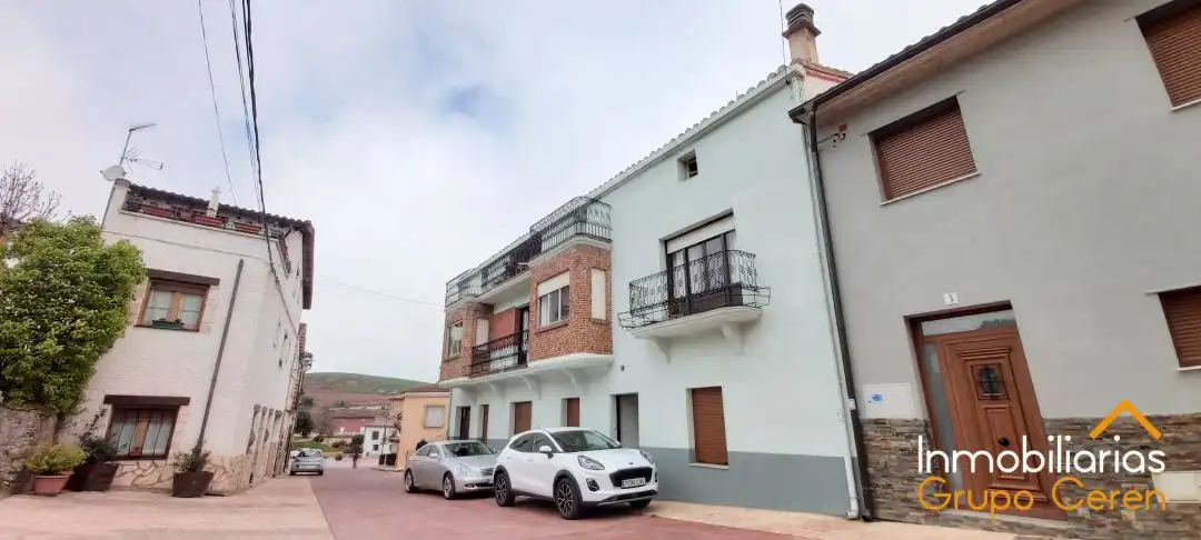 Casa o xalet en venda a Plaza Ayuntamiento, Villar de Torre