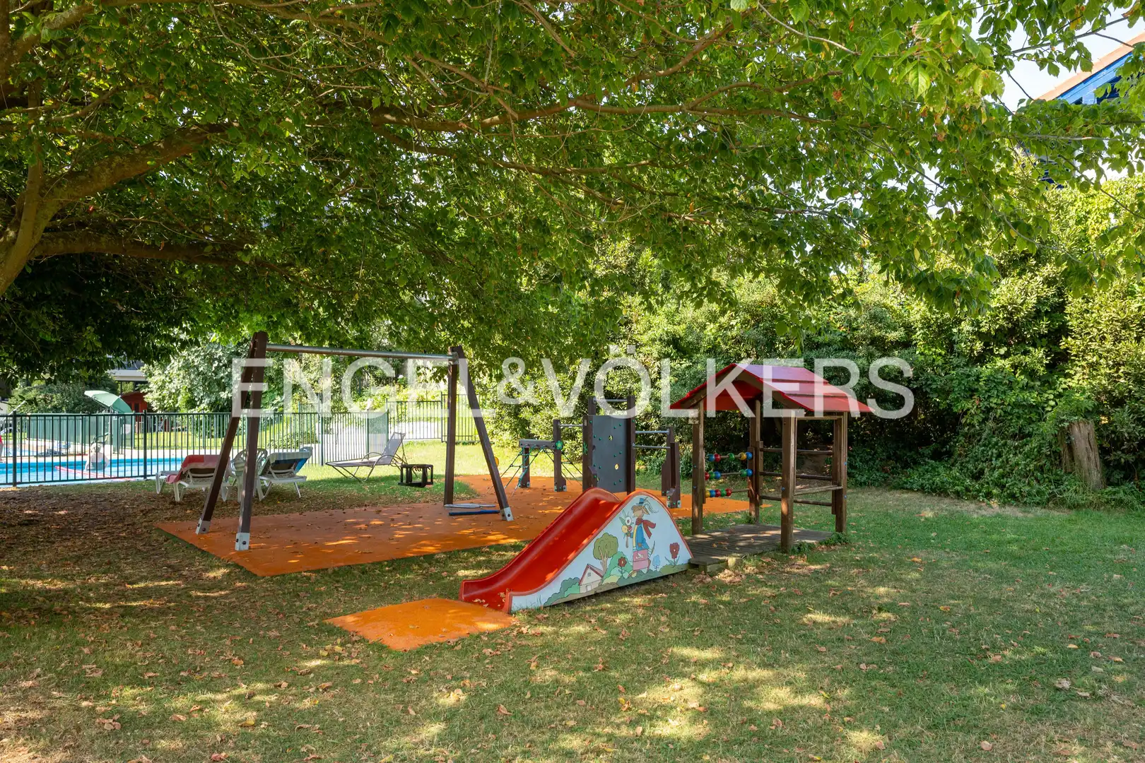 Study for sale in Zarautz  with Heating, Private garden and Swimming Pool