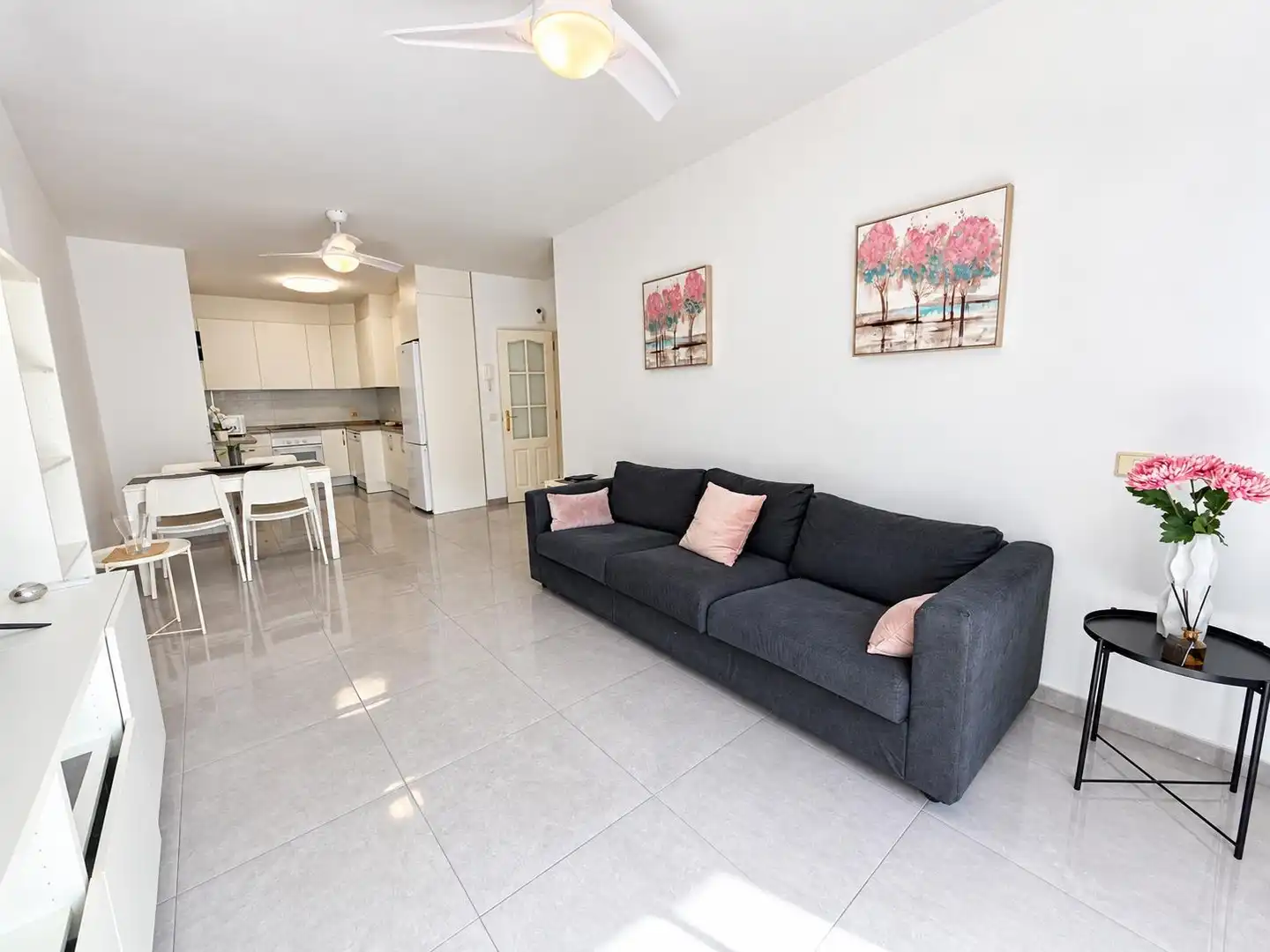 Mini appartamento con terrazza in vendita a VALLE DEL MENENDEZ 8, imagen 2