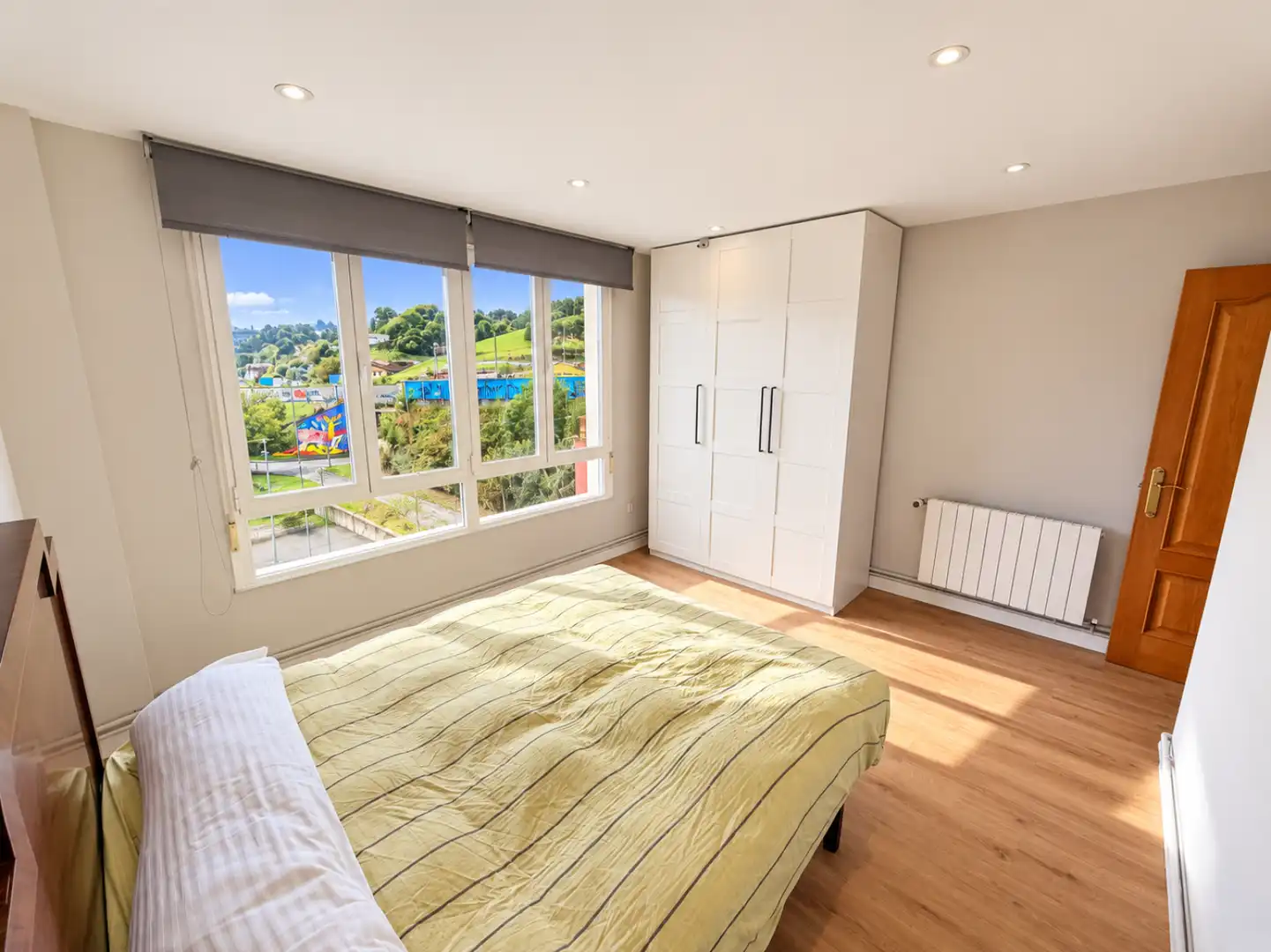 Bedroom of Flat for rent in Los Corrales de Buelna , Cantabria
