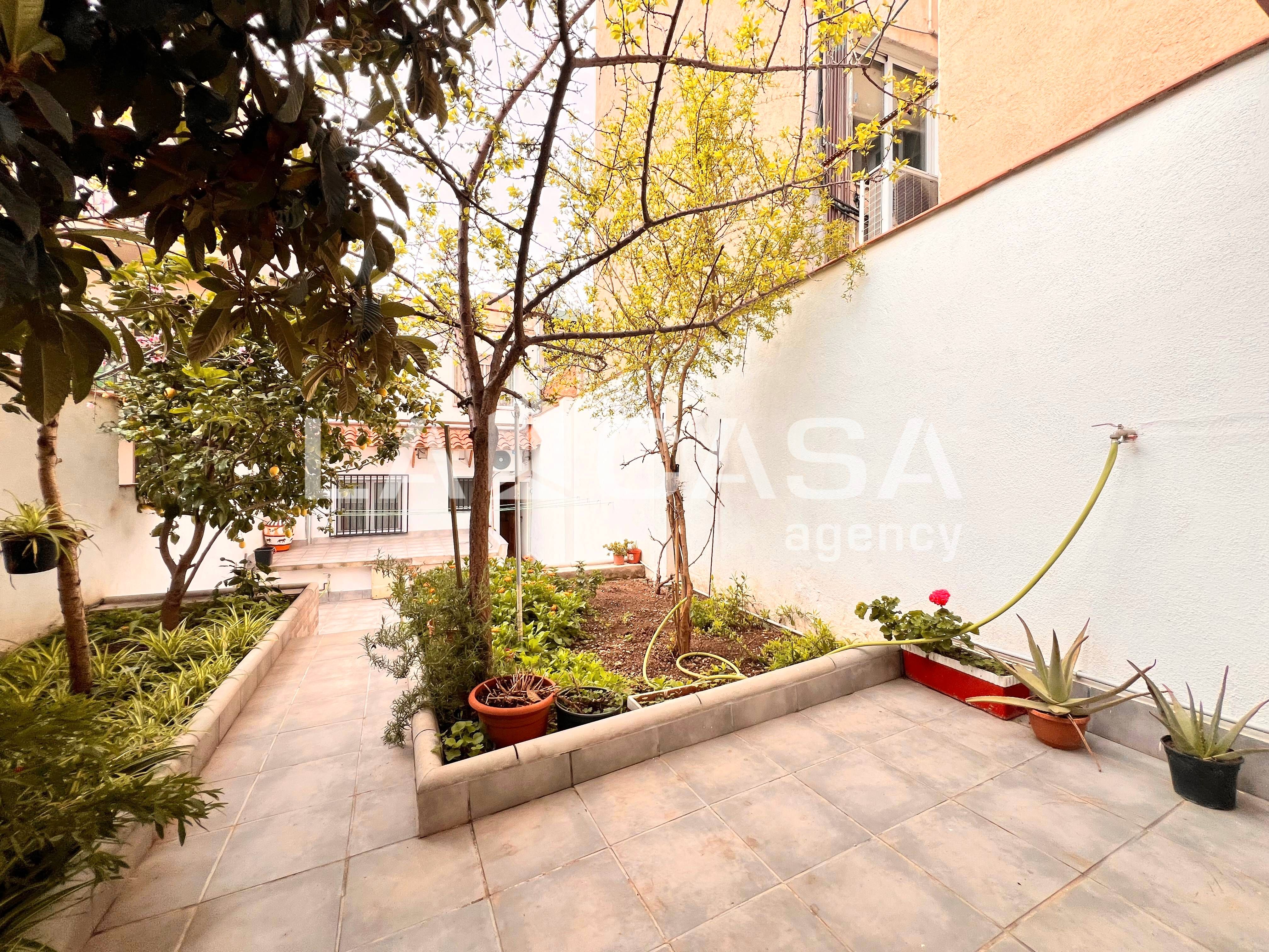 Garden of House or chalet for sale in Badalona  with Heating, Terrace and Balcony