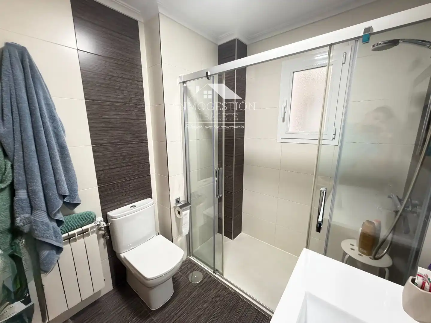 Bathroom of Flat for sale in Albacete  with Air Conditioner, Heating and Terrace
