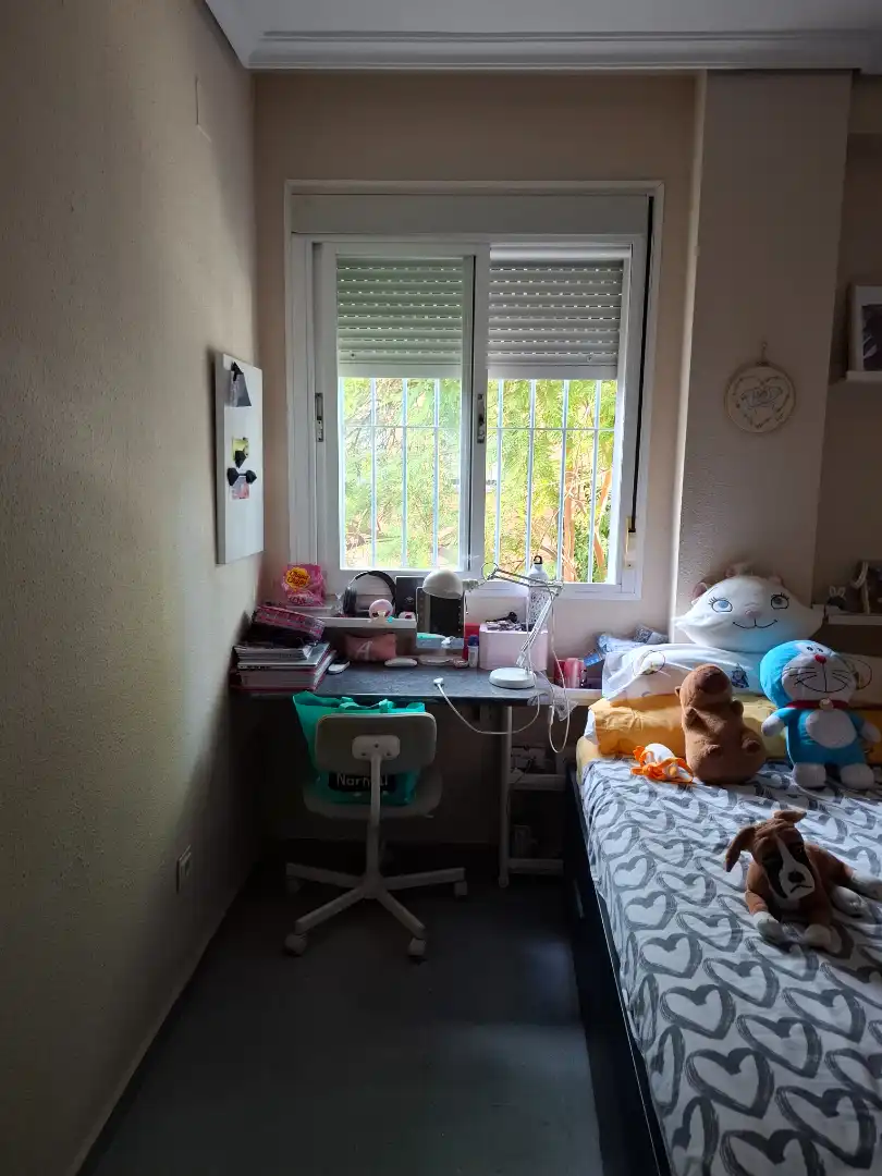 Bedroom of Flat for sale in Sevilla  with Air Conditioner, Terrace and Storage room