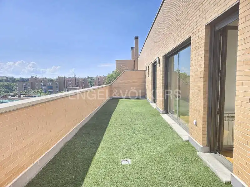 Terrasse von Dachboden zur Miete in Madrid mit Klimaanlage, Heizung und Terrasse