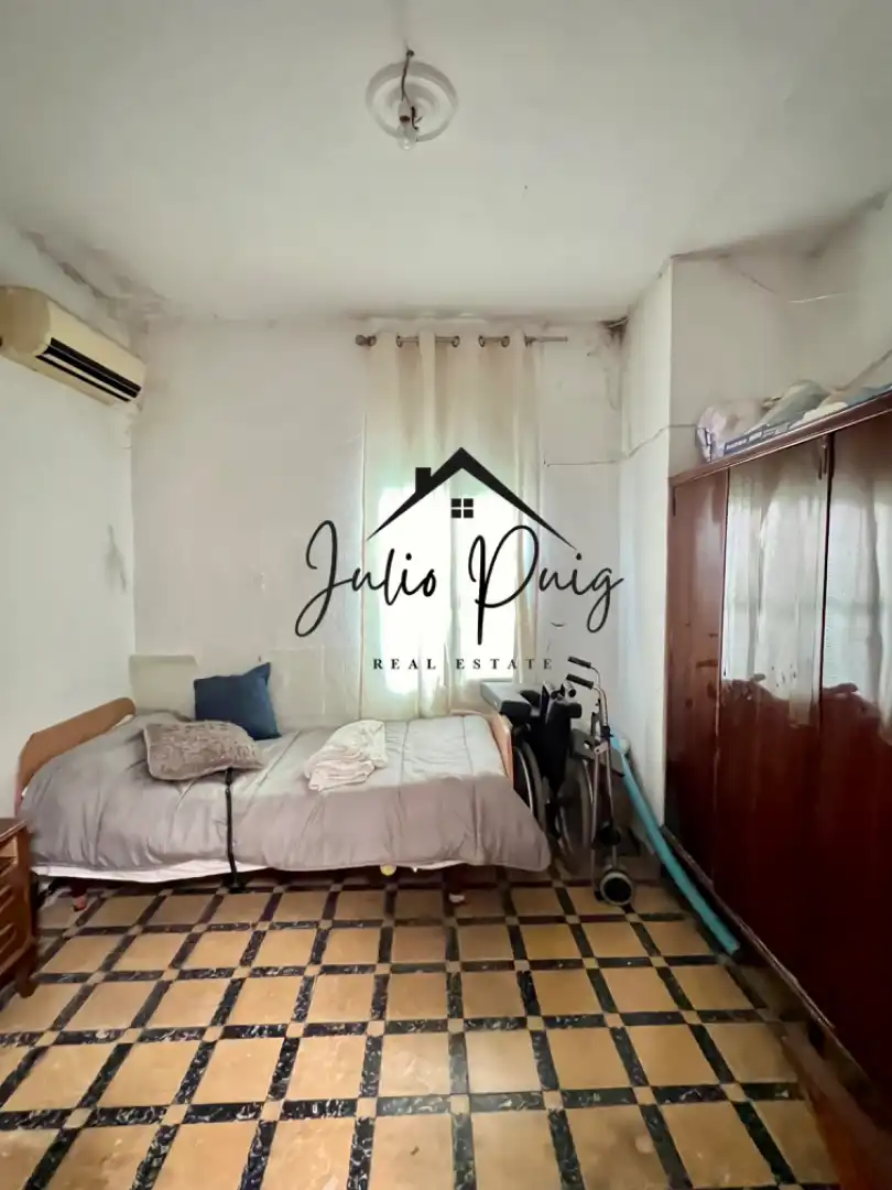Dormitori de Casa o xalet en venda en Coria del Río