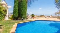 Vista exterior de Dúplex en venda en Vilassar de Dalt amb Piscina comunitària