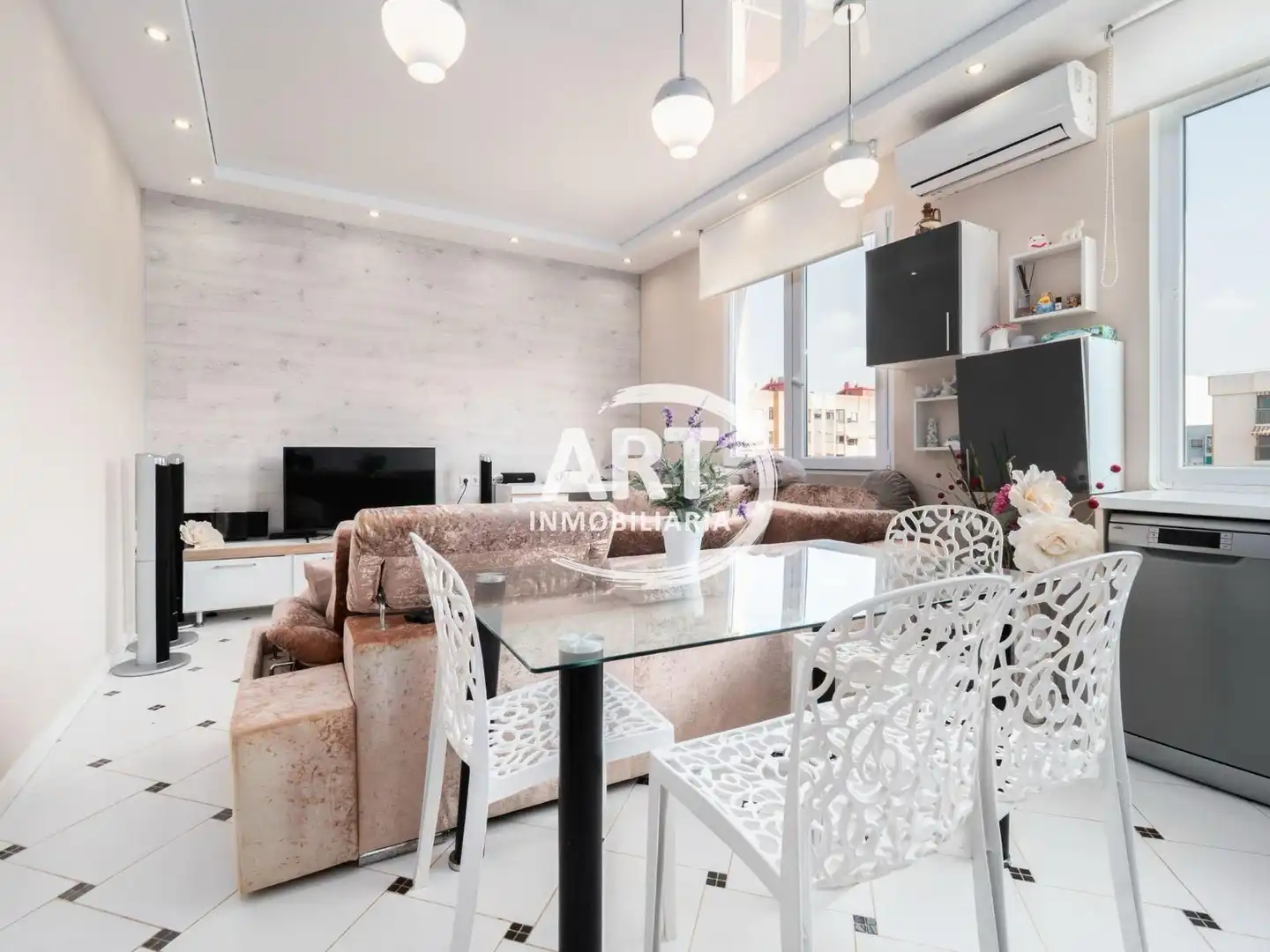 Wohnzimmer von Wohnung zum Verkauf in Valencia mit Klimaanlage und Möbliert