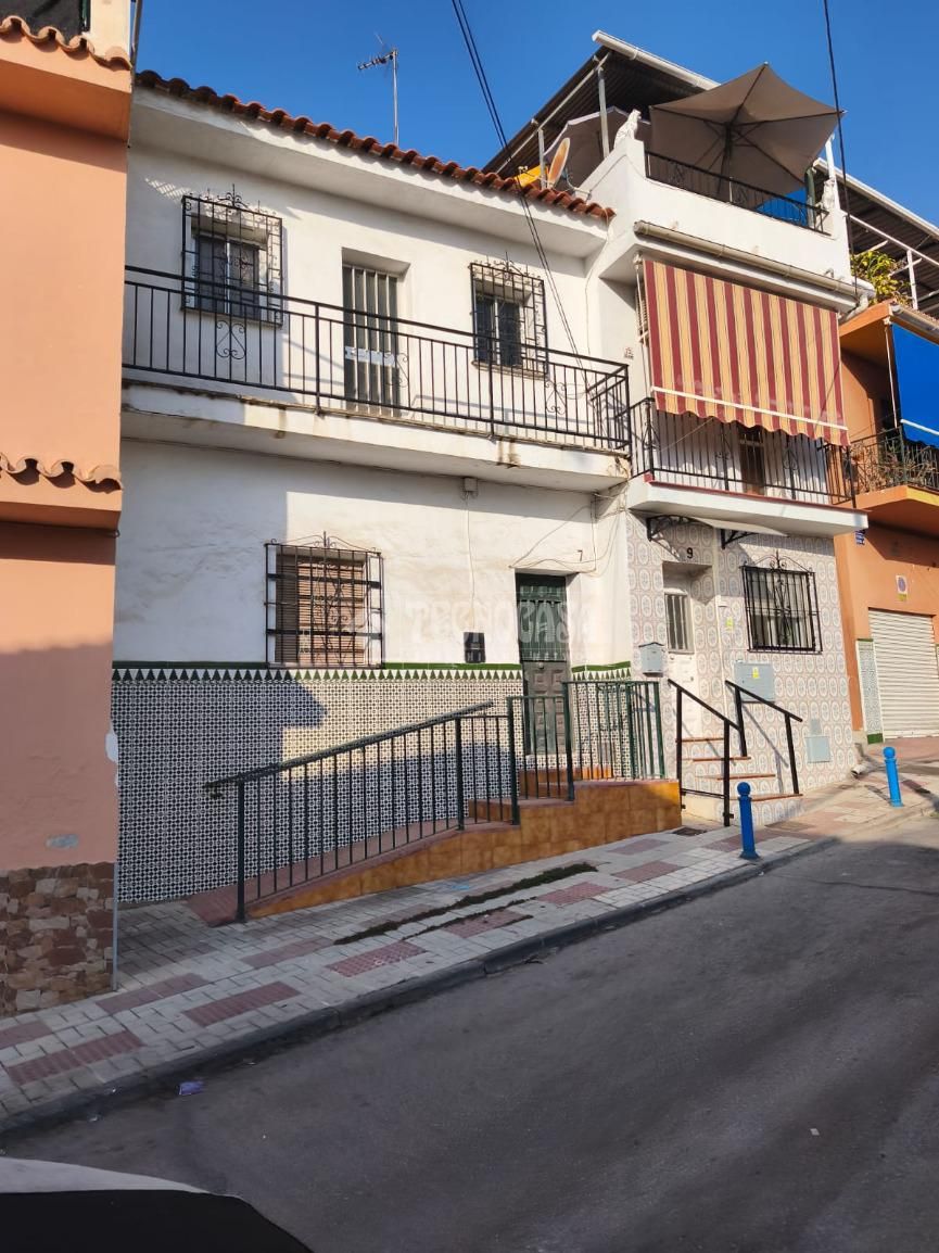 Exterior view of Single-family semi-detached for sale in Málaga Capital